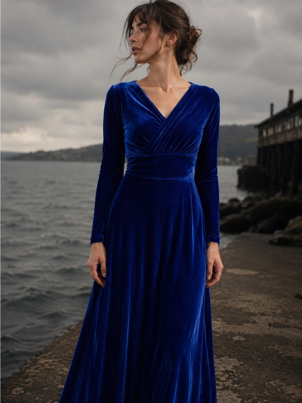 Urban CoCo blue stretch, velvet, long sleeve maxi dress size small